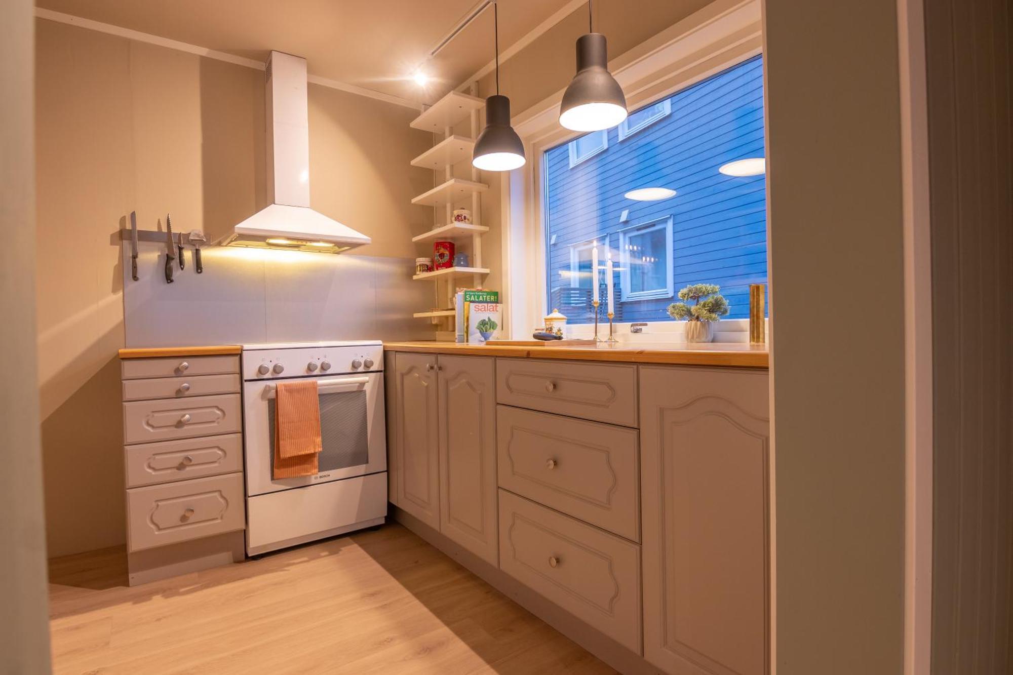 Cozy And Spacious Apartment In City Centre Tromsø Exterior foto