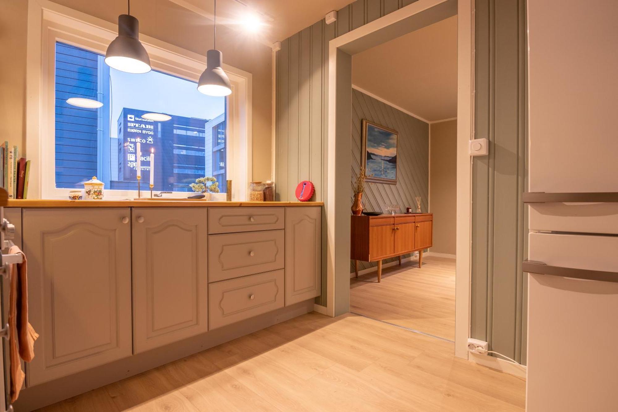 Cozy And Spacious Apartment In City Centre Tromsø Exterior foto
