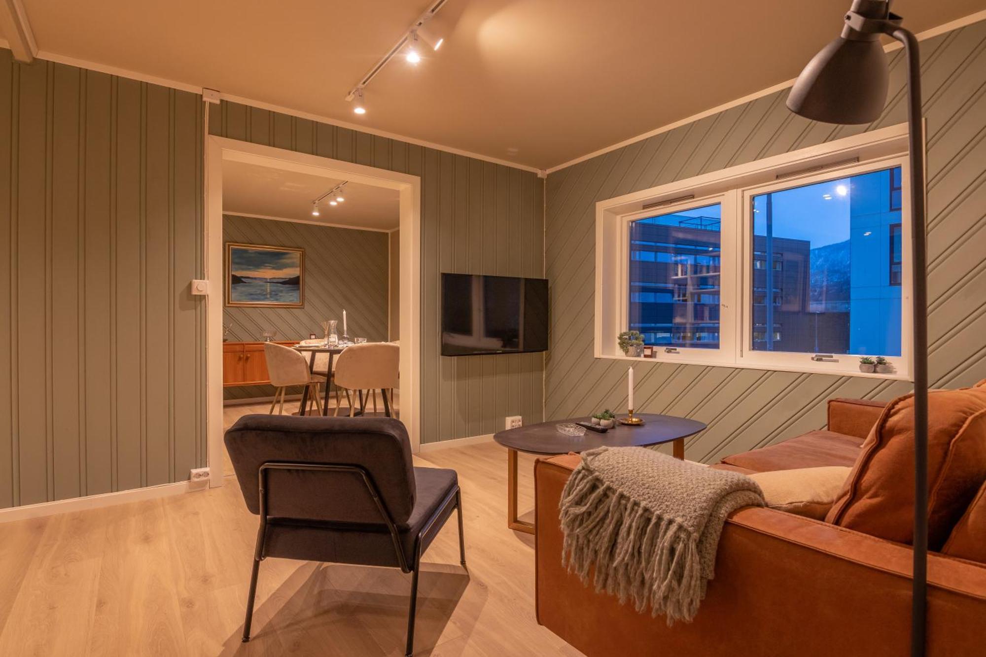 Cozy And Spacious Apartment In City Centre Tromsø Exterior foto