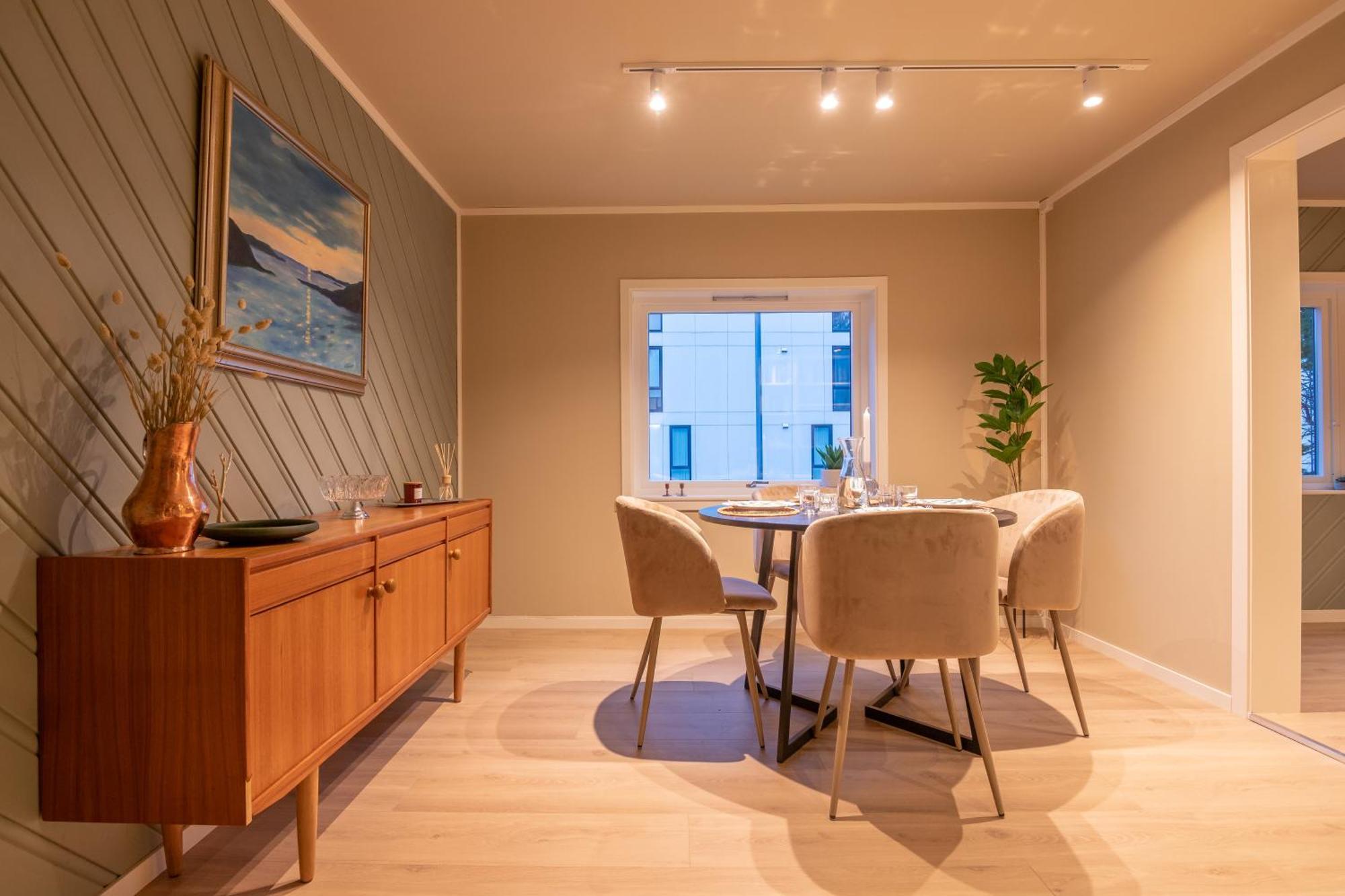 Cozy And Spacious Apartment In City Centre Tromsø Exterior foto